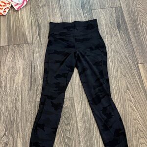 Lululemon Athletica Black Camouflage Leggings